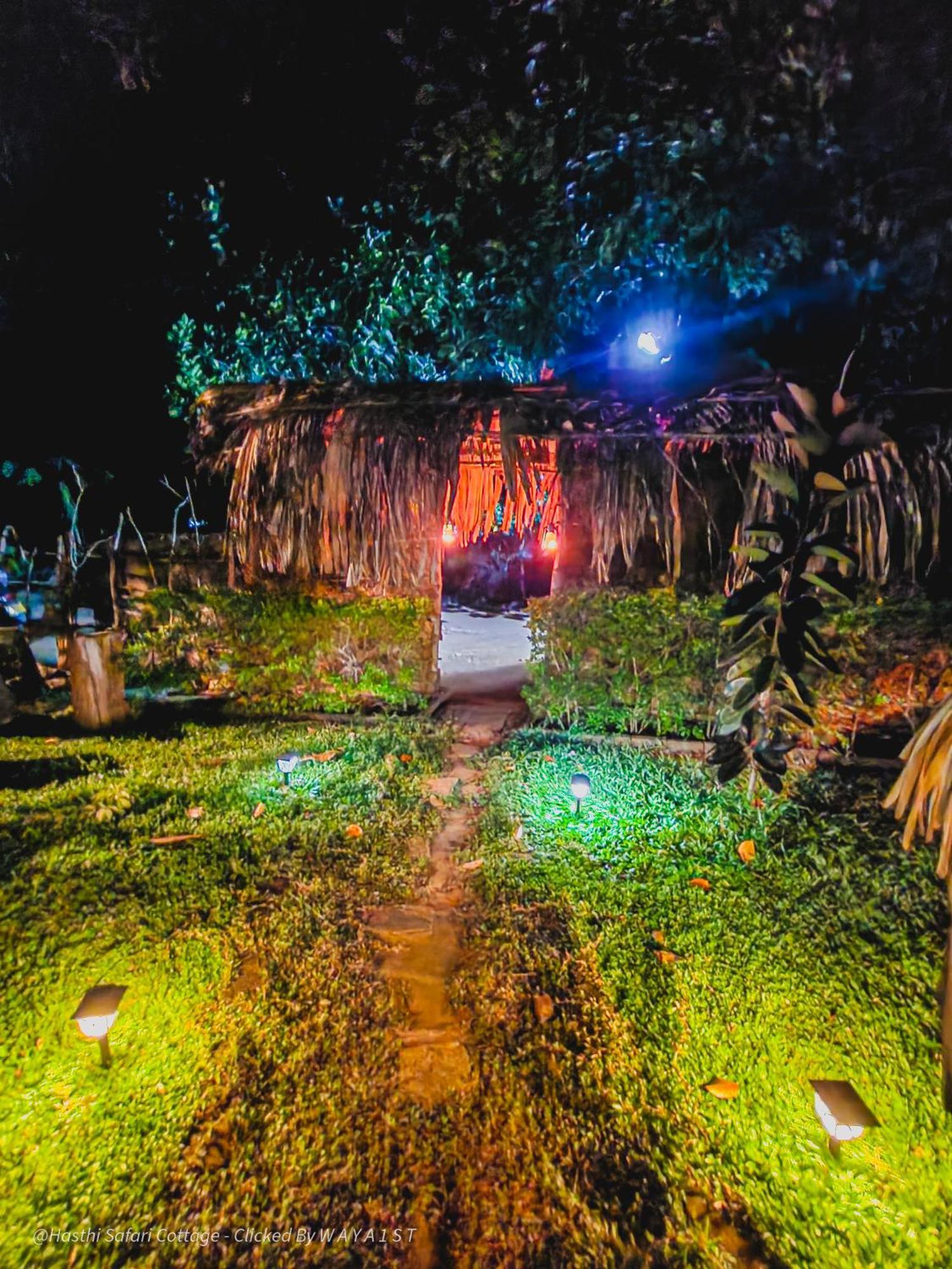 Hasthi Safari Cottage Udawalawe Buitenkant foto